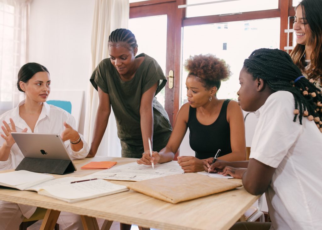 Profesionales Altamente Cualificados Emprendedores